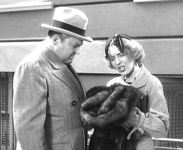 Edward Arnold and Jean Arthur in Easy Living